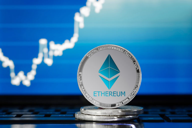 Ethereum se embarca hacia los 800 dólares en víspera de la actualización ETH2
